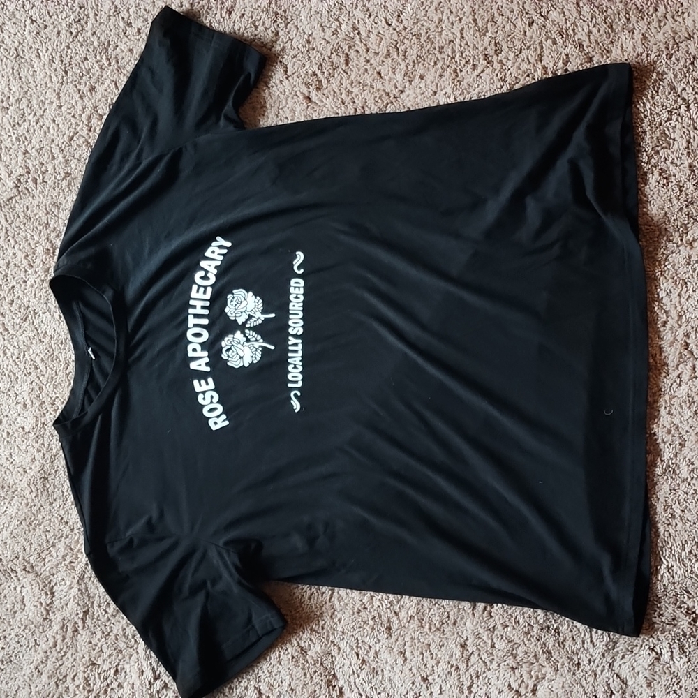 Schitts creek rose apothecary tee 2X